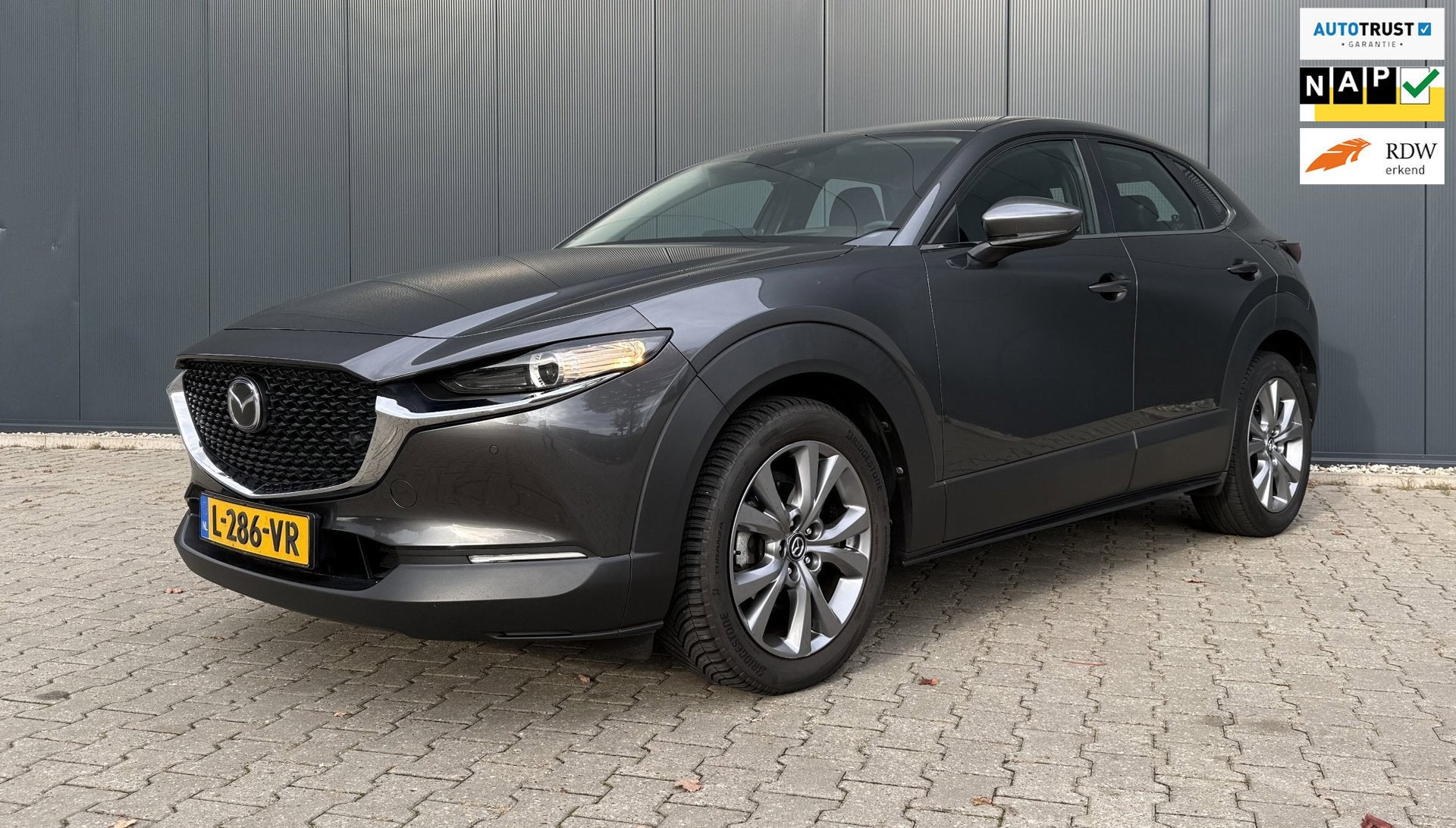 Mazda CX-30 2.0 e-SkyActiv-X M Hybrid Comfort Airco Cruise A, Auto's, Gebruikt, Bedrijf, SUV of Terreinwagen, Zilver of Grijs