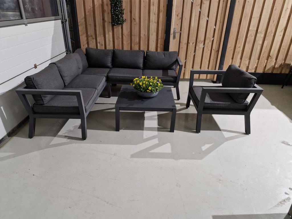 Mooie aluminium hoekloungeset - onderhoudsvrij en duurzaam