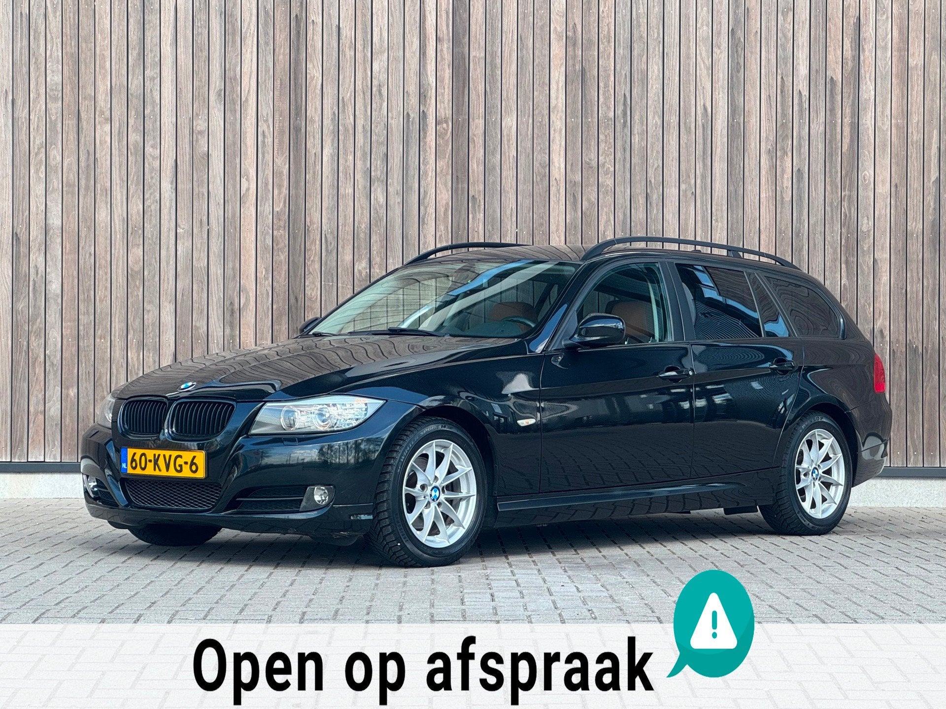 BMW 3-serie Touring 318i Business Line Style |LEES TEKST|, Auto's, BMW, Automaat, Euro 5, 1435 kg, Zwart
