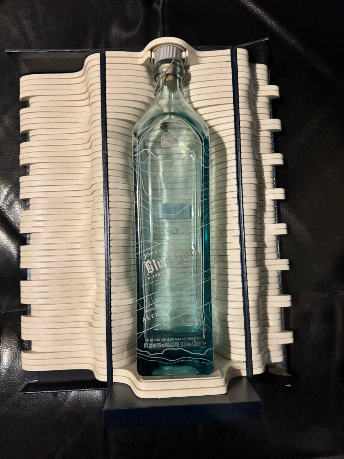 Johnnie Walker Blue Label Limited Edition Alfred Dunhill, Ophalen of Verzenden, Zo goed als nieuw