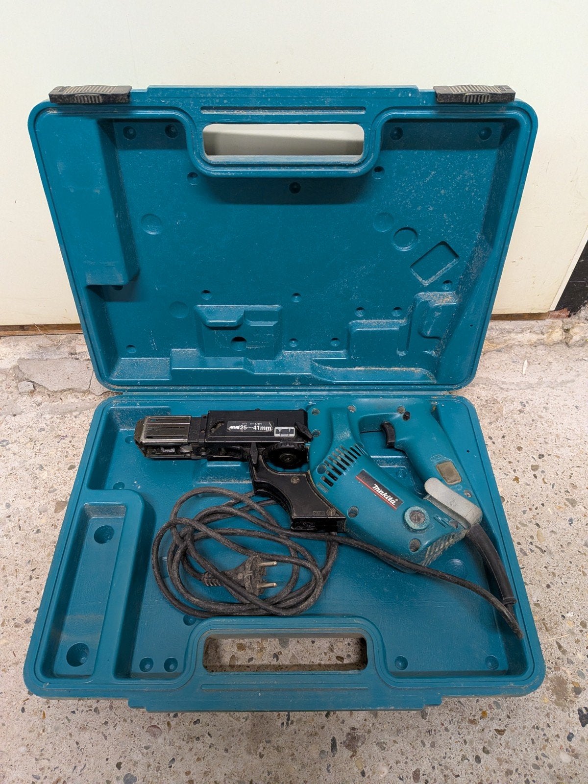 makita 6833 bandschroefmachine gipsschroever schroefautomaat, Doe-het-zelf en Verbouw, Gereedschap | Boormachines, Ophalen of Verzenden