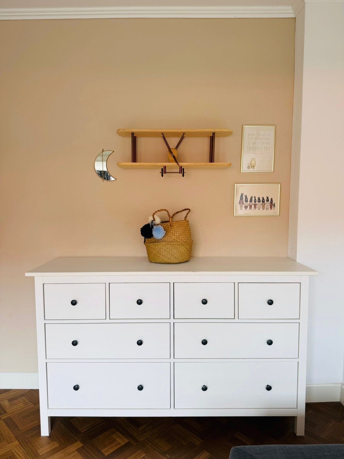 Witte commodekast Ikea, Kinderen en Baby's, Kinderkamer | Commodes en Kasten, Ophalen, 105 cm of meer, Minder dan 50 cm, Commode