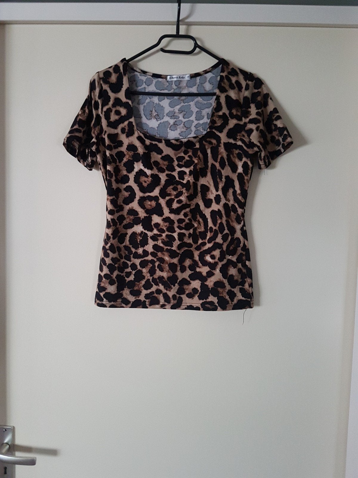 Top leopard maat L/XL, Verzenden, Zo goed als nieuw, Bruin, Korte mouw