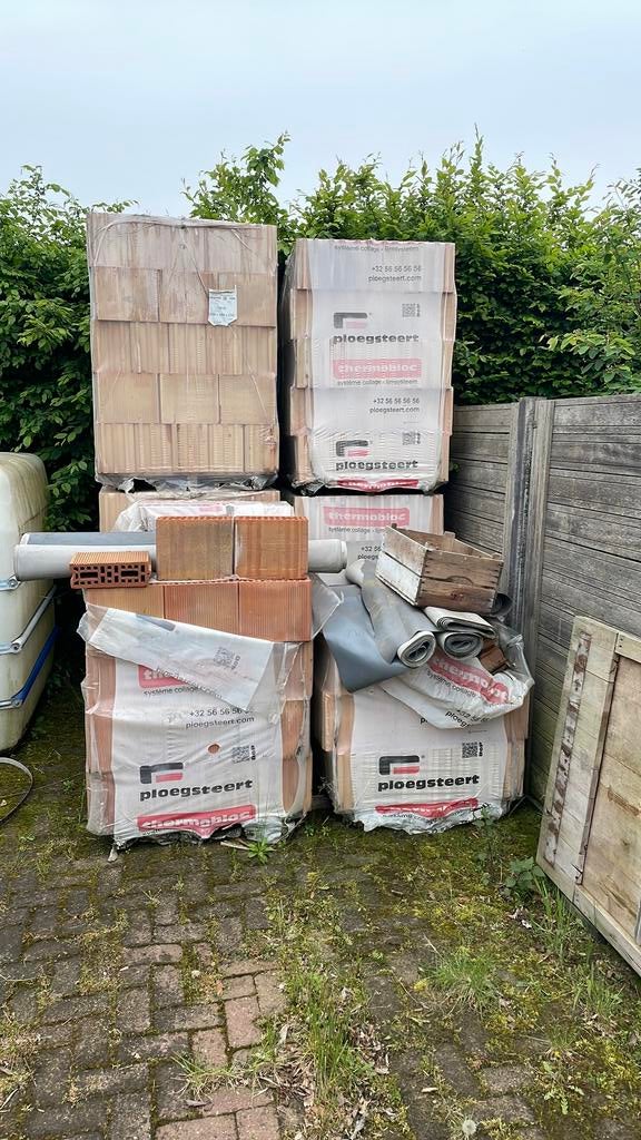 Partij binnenwerker, Ophalen, Zo goed als nieuw, Bakstenen