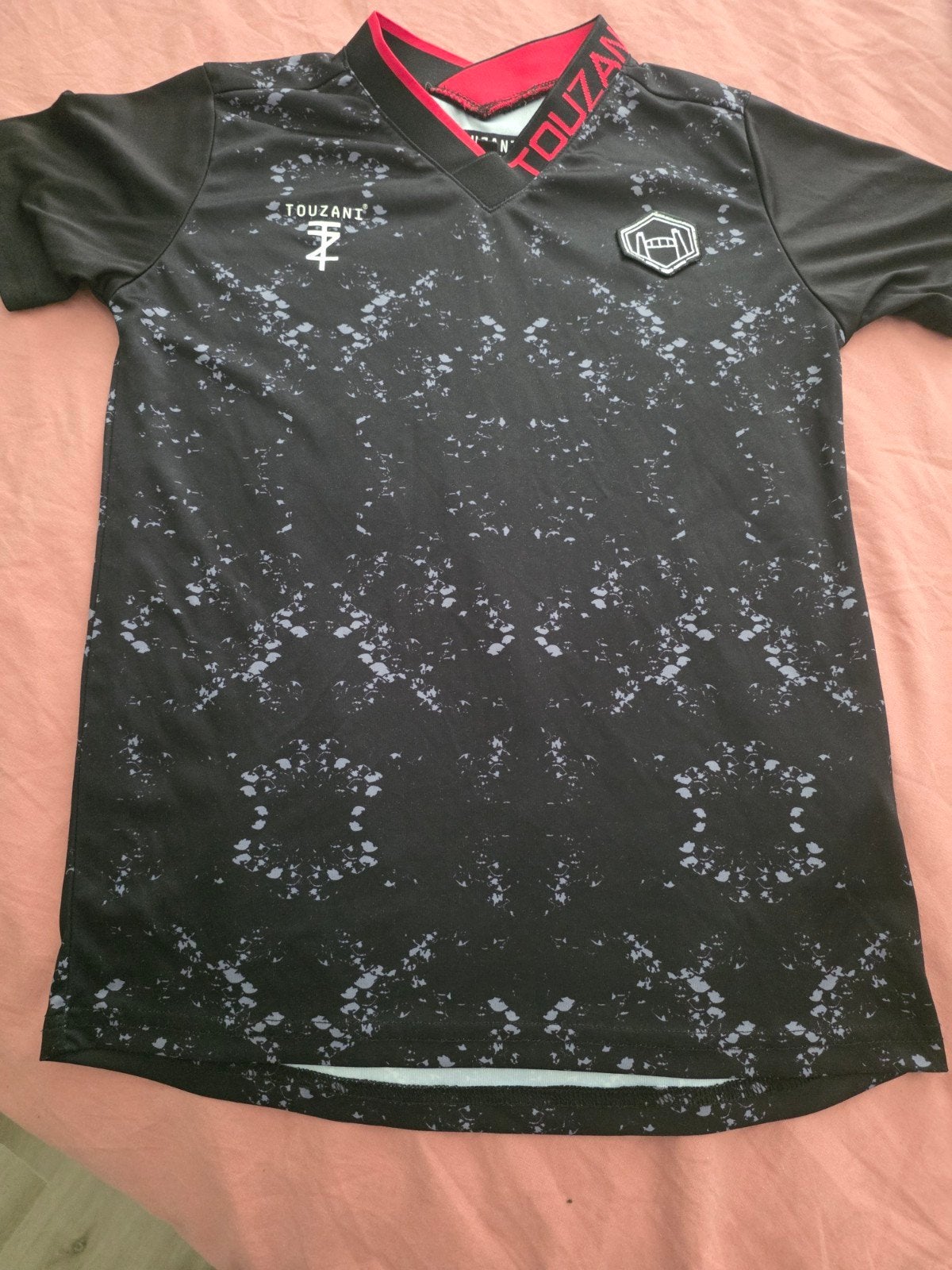 Touzani Voetbalshirt Maat 134/140 - Zo Goed als Nieuw, Ophalen, Sport- of Zwemkleding, Zo goed als nieuw, Touzani