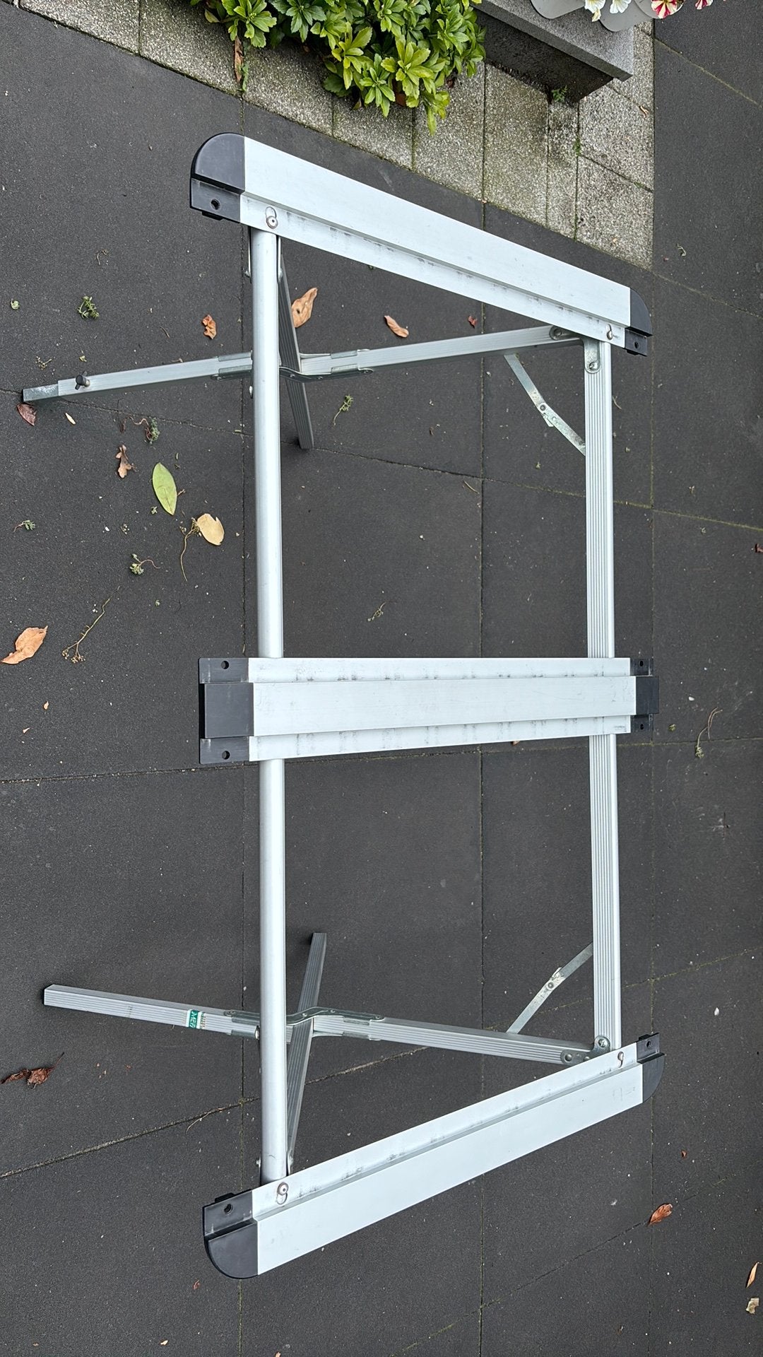 Campingtafel aluminium 110x70x70, Caravans en Kamperen, Kampeermeubelen, Ophalen, Gebruikt, Campingtafel