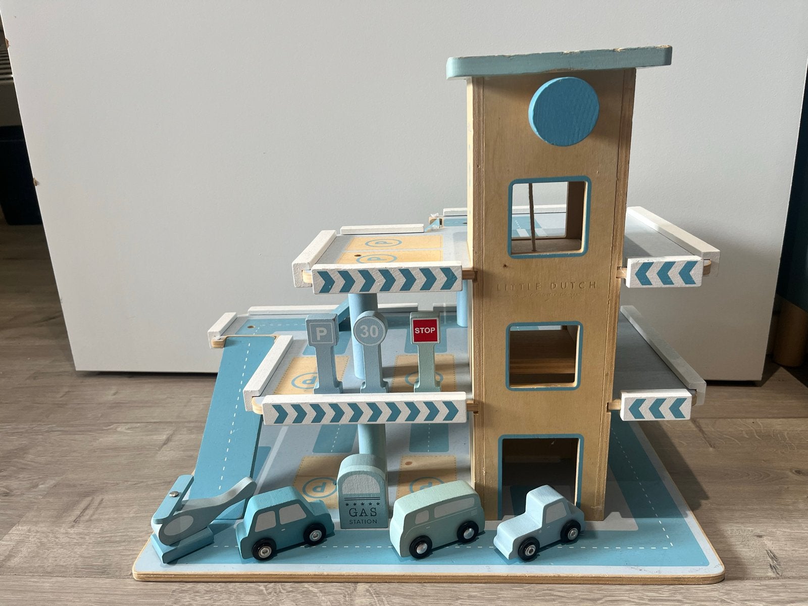 Little Dutch Houten Garage met Accessoires, Kinderen en Baby's, Ophalen of Verzenden, Gebruikt, Overige typen