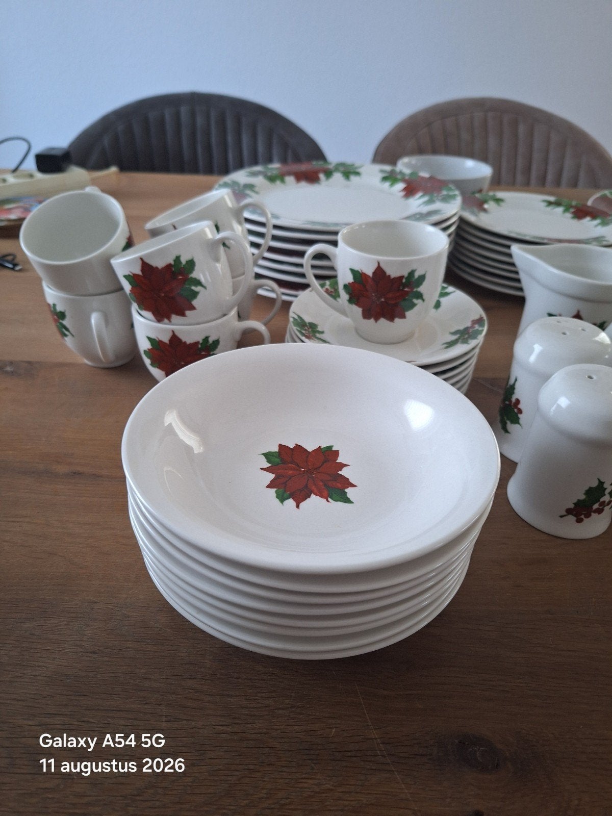 Uitgebreid Kerstservies - Compleet voor de Feestdagen, Ophalen, Keramiek