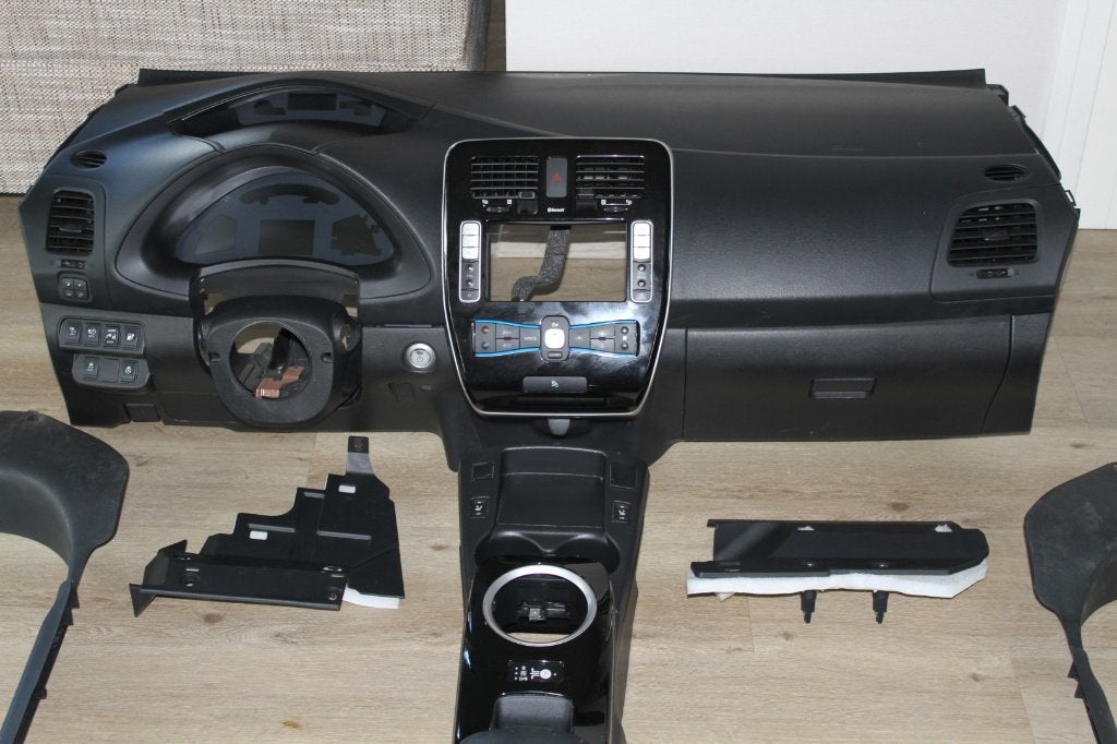 Nissan leaf 2015 Tekna zwart dashboard, console & plastic, Ophalen