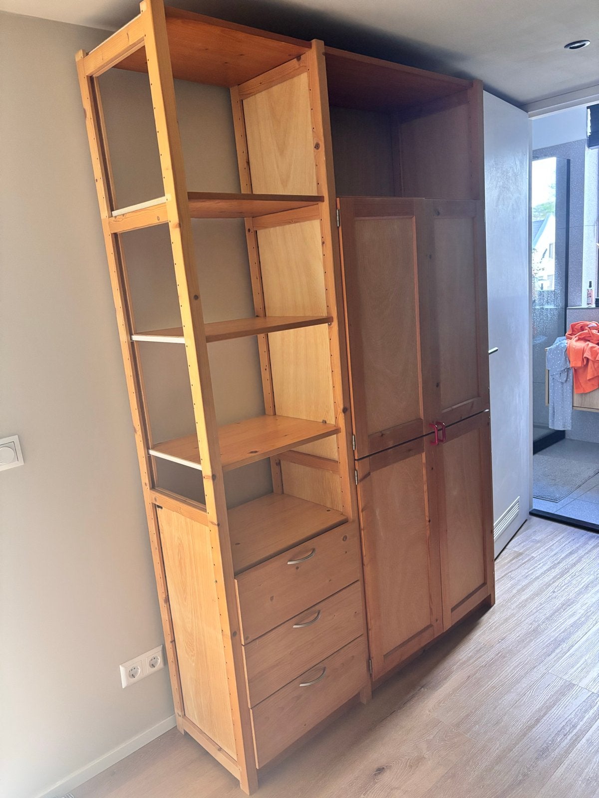 Lundia kast gratis af te halen, Huis en Inrichting, Gebruikt, 100 tot 150 cm, 200 cm of meer, Ophalen of Verzenden