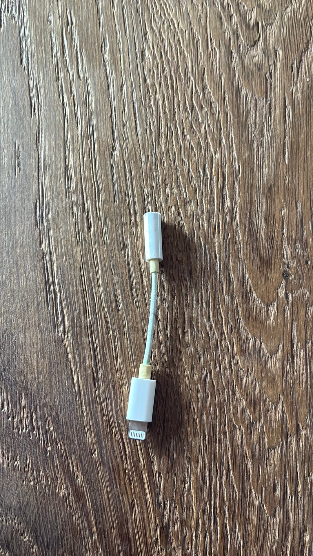 Originele adapter aux naar lightning 3.5 mm, Ophalen of Verzenden, Zo goed als nieuw, Snoer of kabel, Apple