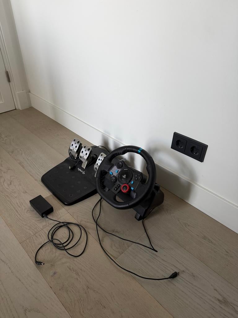 Logitech G29 Driving Force Racing Wheel voor PlayStation, Spelcomputers en Games, Spelcomputers | Sony PlayStation Consoles | Accessoires