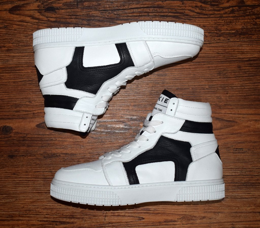 NIKKIE - leren sneaker Livia Black - maat 40, Overige kleuren, Nieuw, Ophalen of Verzenden, Sneakers of Gympen