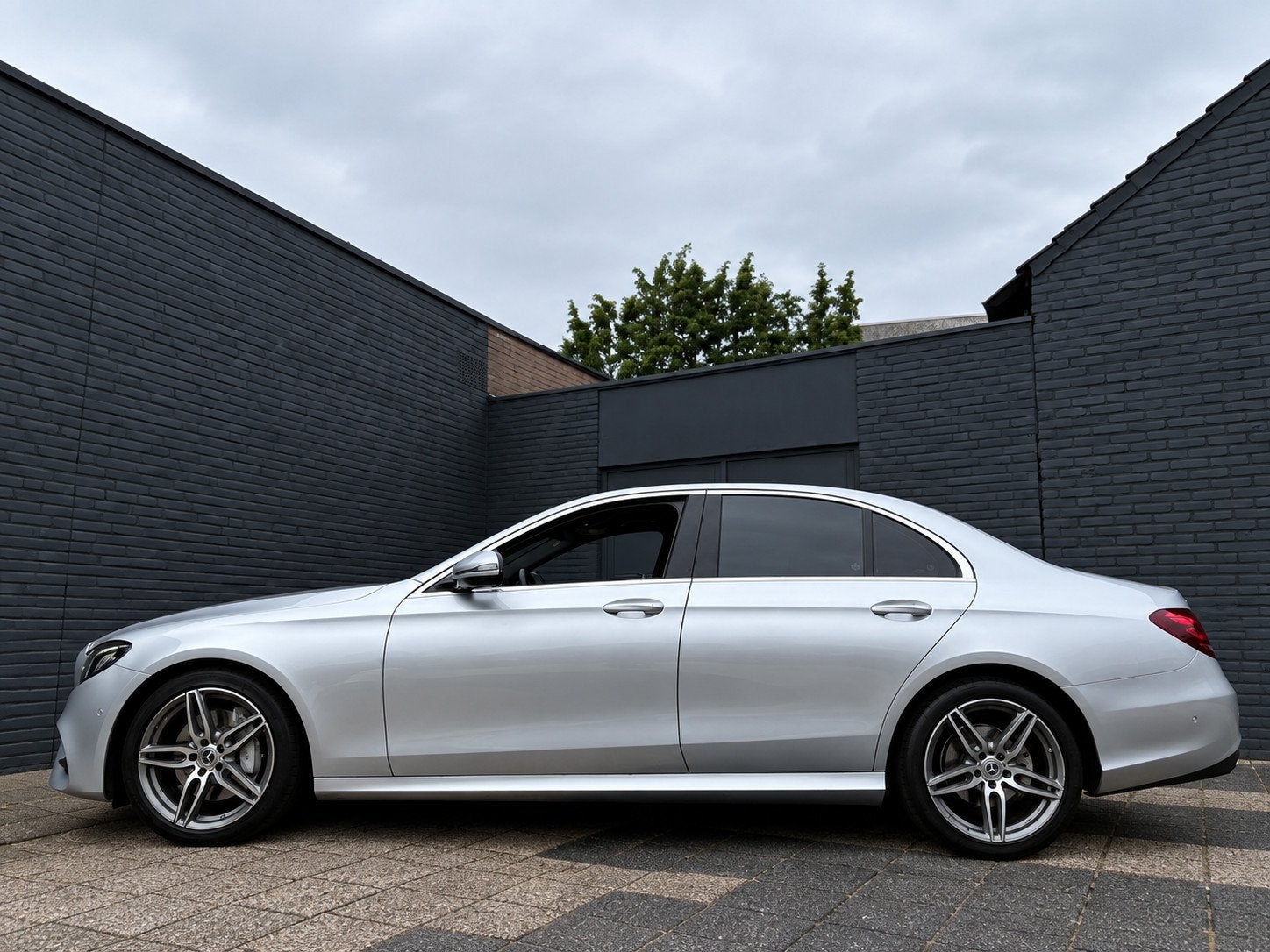Mercedes-Benz E-klasse 200 Business Solution | Camera | Sfee, Automaat, Achterwielaandrijving, Gebruikt, Euro 6