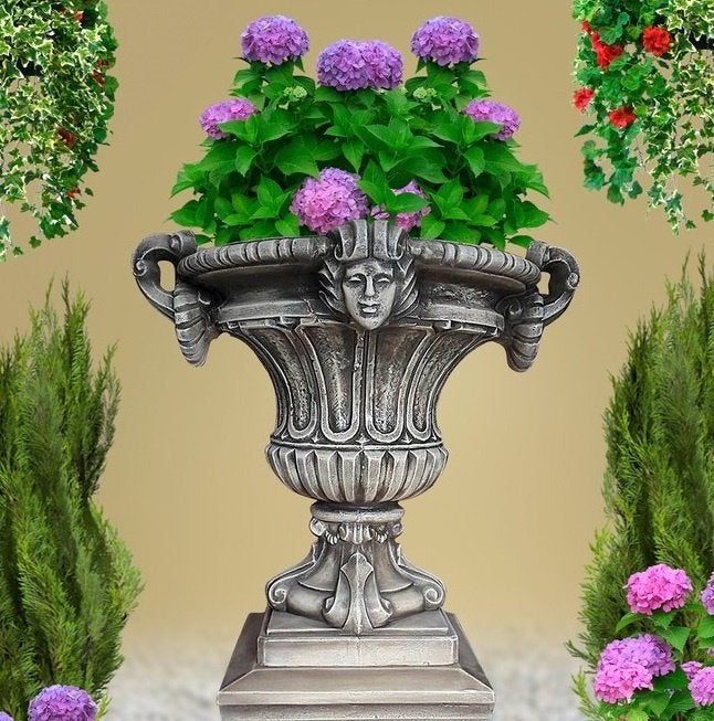Tuindecoratie, betonnen beeld, sierpotten, Versace, Ophalen of Verzenden, Nieuw, Beton
