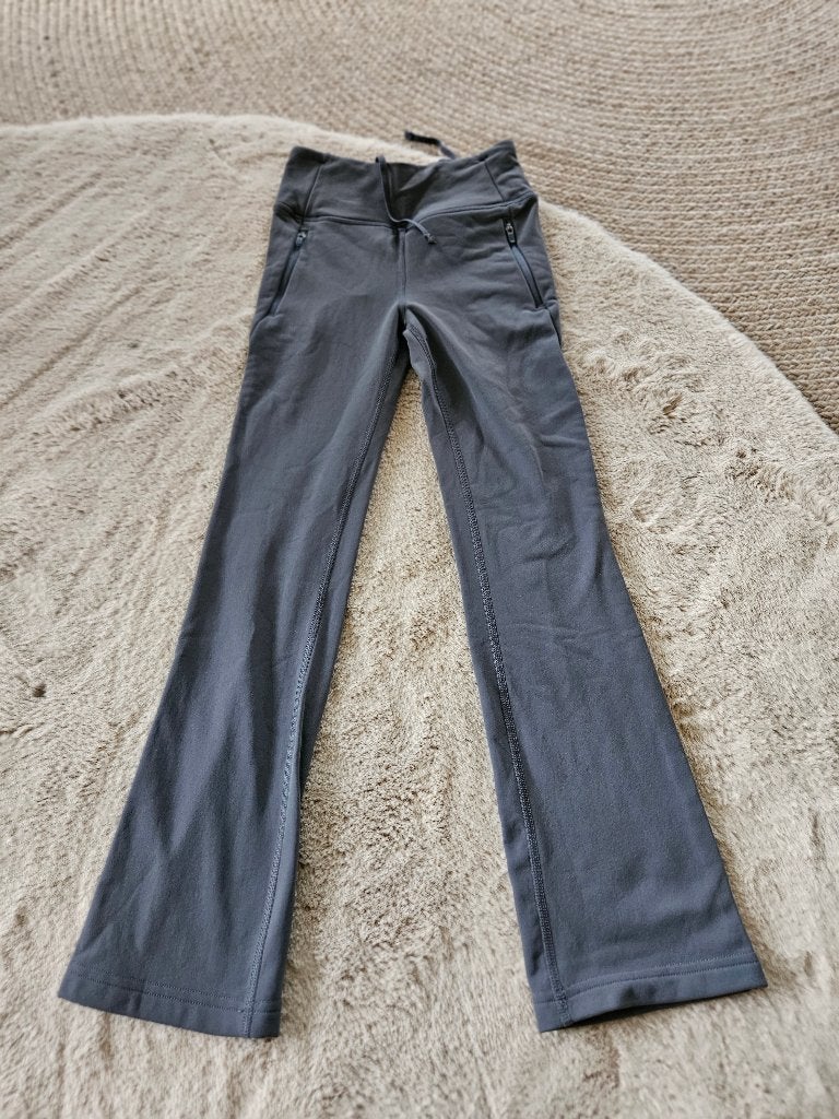 Grijze sportlegging met fleecevoering van h&m, maat 122-128, Meisje, H&M, Sport- of Zwemkleding, Ophalen of Verzenden