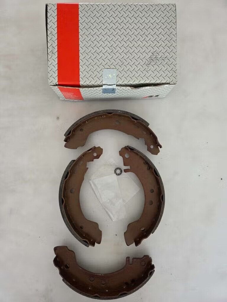 Set Remschoenen Nissan Primera, -, -, Ophalen of Verzenden, Nissan