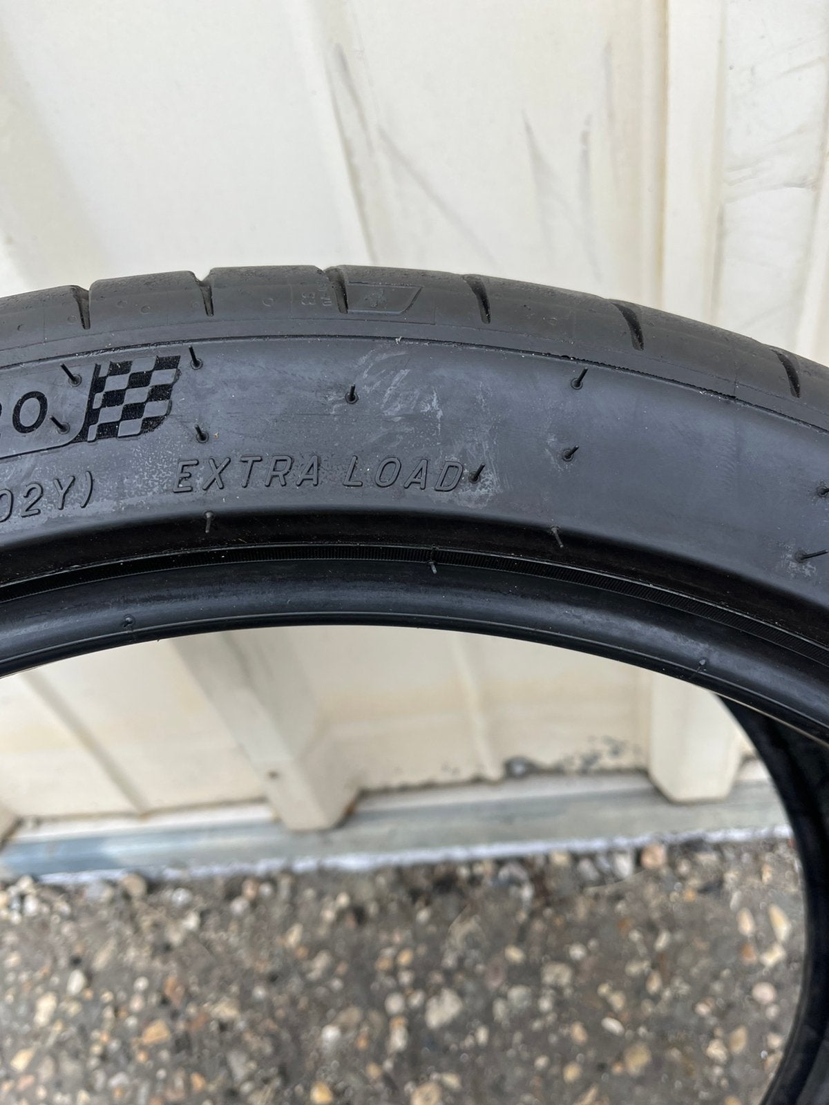 Foto 5 van Michelin Pilot Sport 4S 275/35 ZR20 (102Y) XL
