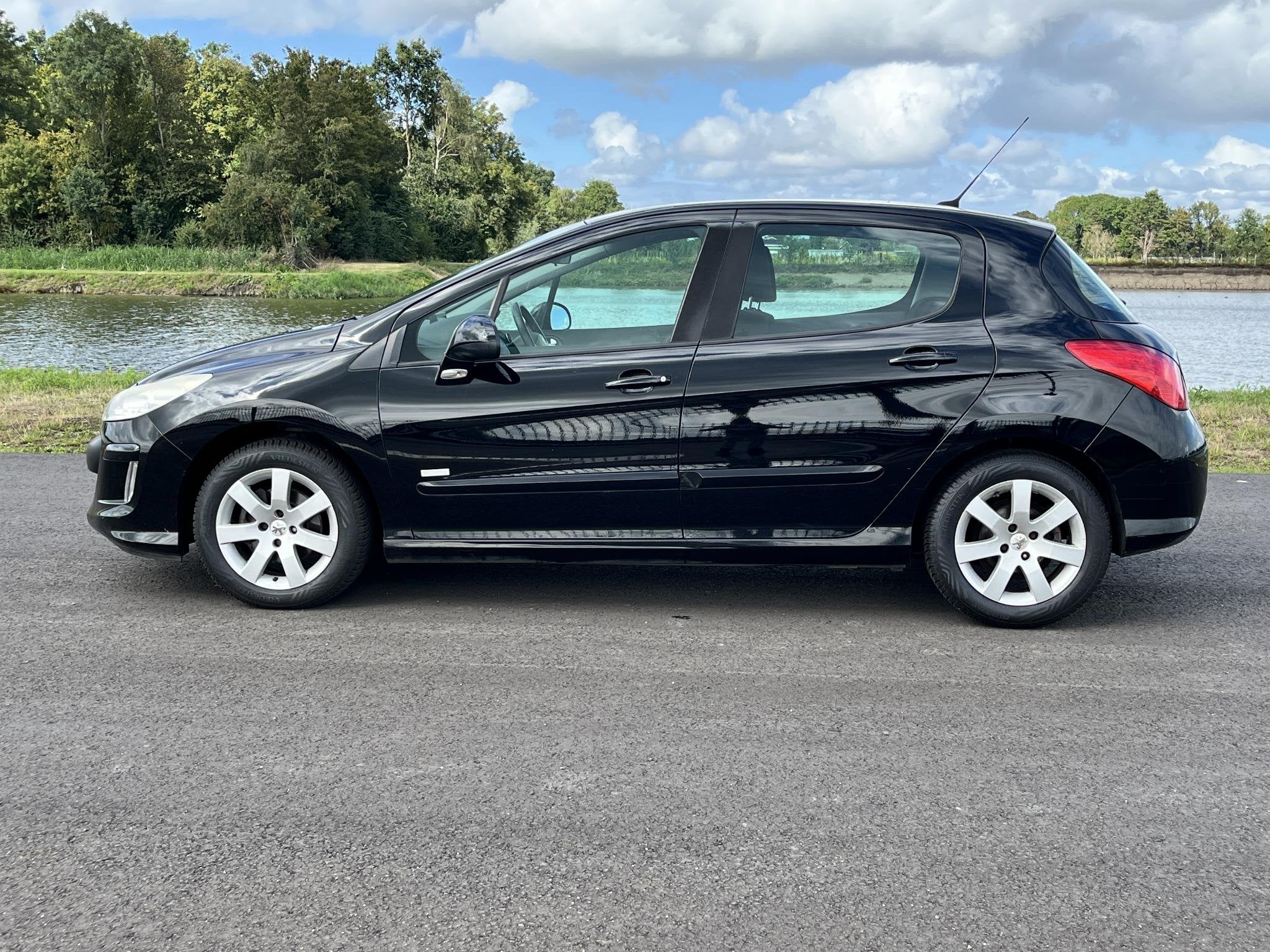 Peugeot 308 1.6 VTi Active Clima, cruise, pdc achter, Auto's, Peugeot, Voorwielaandrijving, Euro 5, Stof, Gebruikt