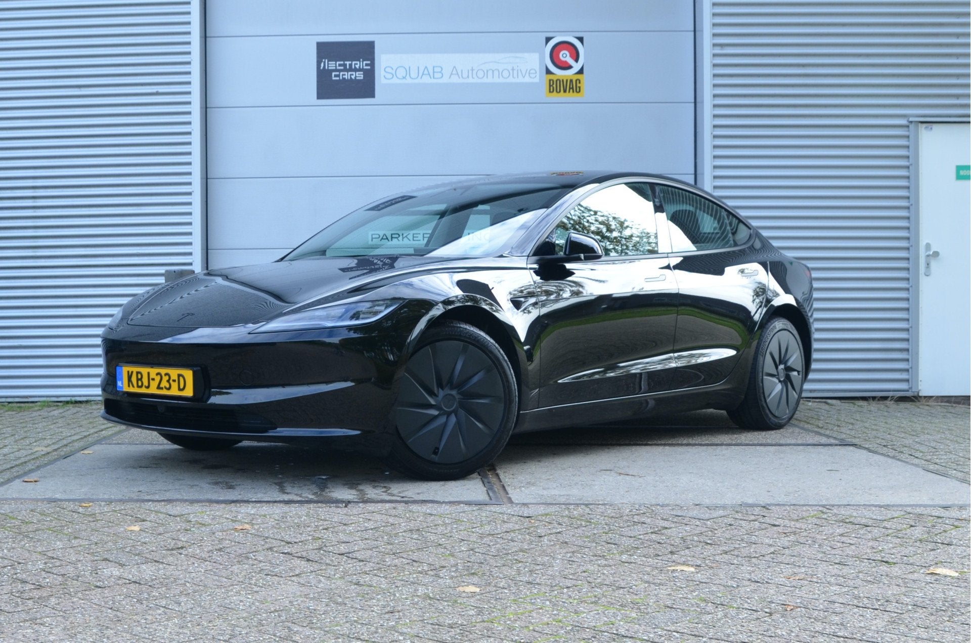 Tesla Model 3 RWD 60 kWh Highland AutoPilot4.0 (FSD 99,- p/m, Auto's, Automaat, Achterwielaandrijving, Gebruikt, Zwart