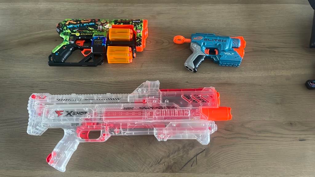 Collectie nerfs (zie beschrijving), Ophalen, Zo goed als nieuw