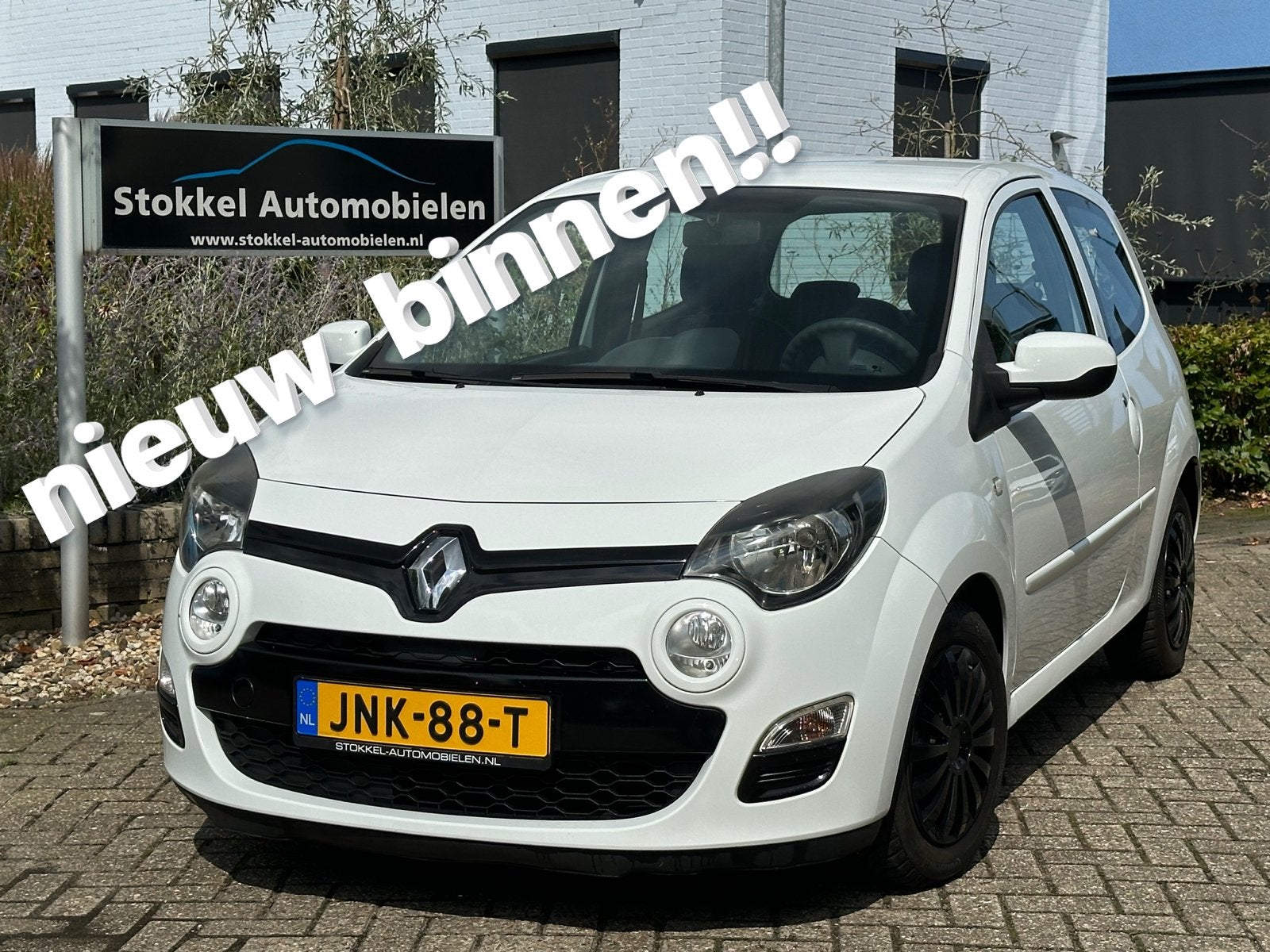 Renault Twingo 1.2-16V Authenthiek PlusAirco✅ /aux, Voorwielaandrijving, Euro 5, 74 pk, Zwart