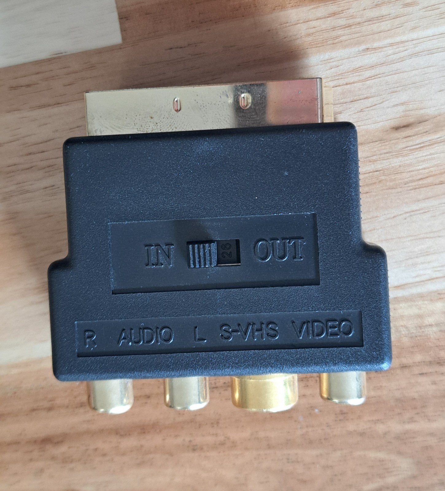 SCART naar RCA/S-Video Adapter, Ophalen of Verzenden, Zo goed als nieuw, Minder dan 2 meter, Overige kabels
