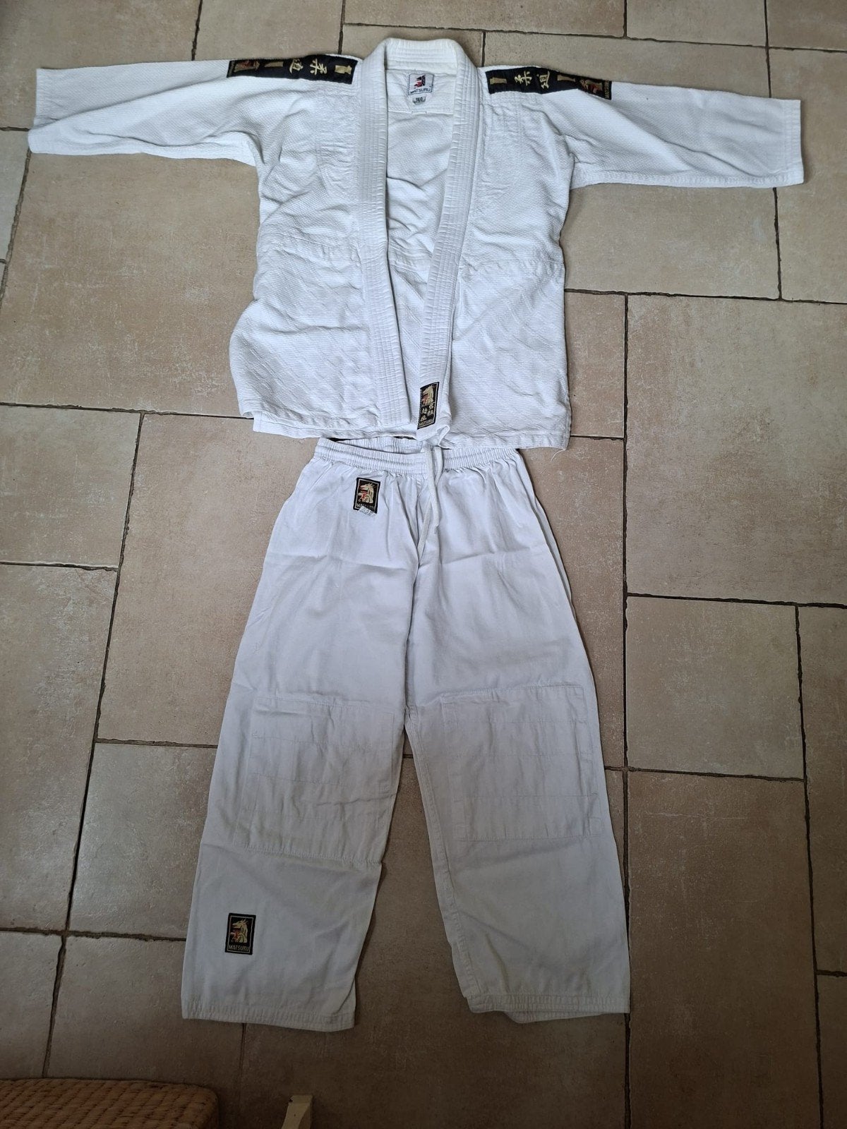 Matsuru judopakken maat 160 en broek maat 180, Gebruikt, Judo, Vechtsportpak, Maat L