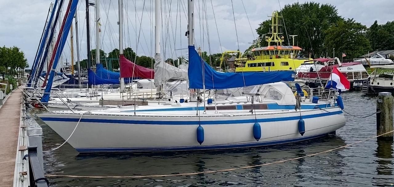 Veno 108, zeilboot van 11 meter., 1.90 meter, Binnenboordmotor, Tourjacht of cruiser, Ophalen of Verzenden