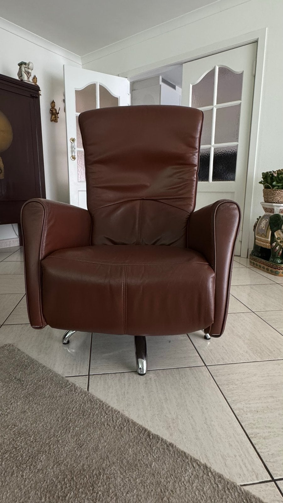 Comfortabele bruine leren fauteuil, Ophalen, Gebruikt, Leer, 75 tot 100 cm