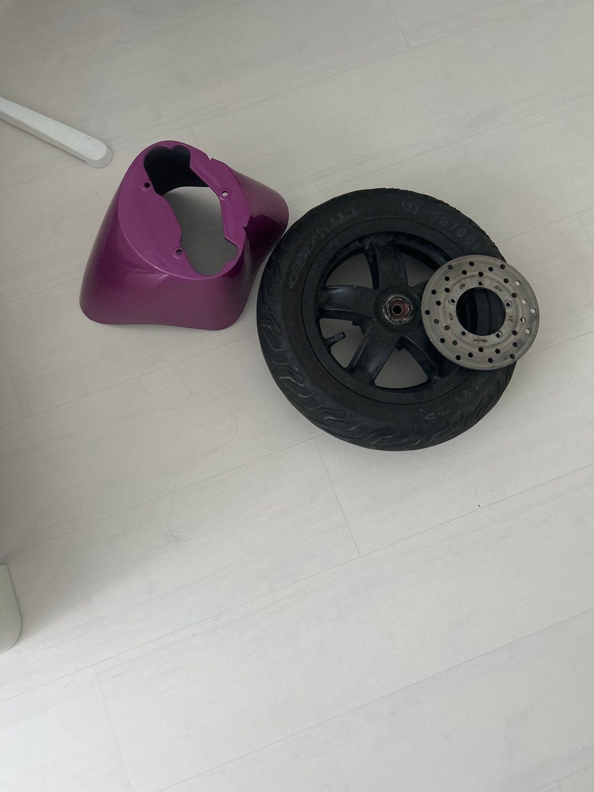 Zip voorband, velg, remschijf en voorspatbord, Fietsen en Brommers, Brommeronderdelen | Scooters, Ophalen, Gebruikt, Overige typen