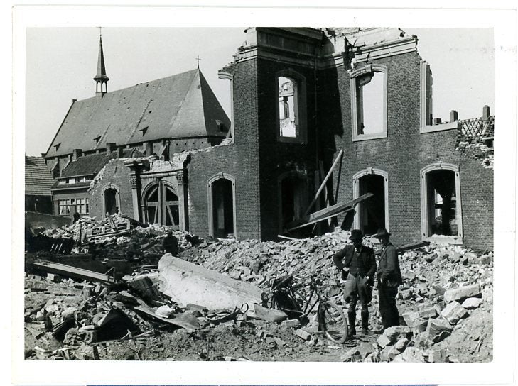 Venlo Arsenaal verwoest, Ophalen of Verzenden, Overige soorten, Nederland, Foto of Poster