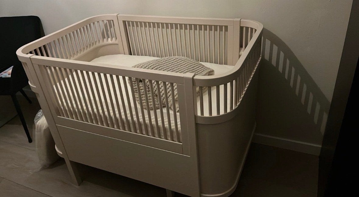 Beige Sebra Kili Ledikant / Peuterbed, Ophalen, 70 tot 85 cm, 140 tot 160 cm, Zo goed als nieuw