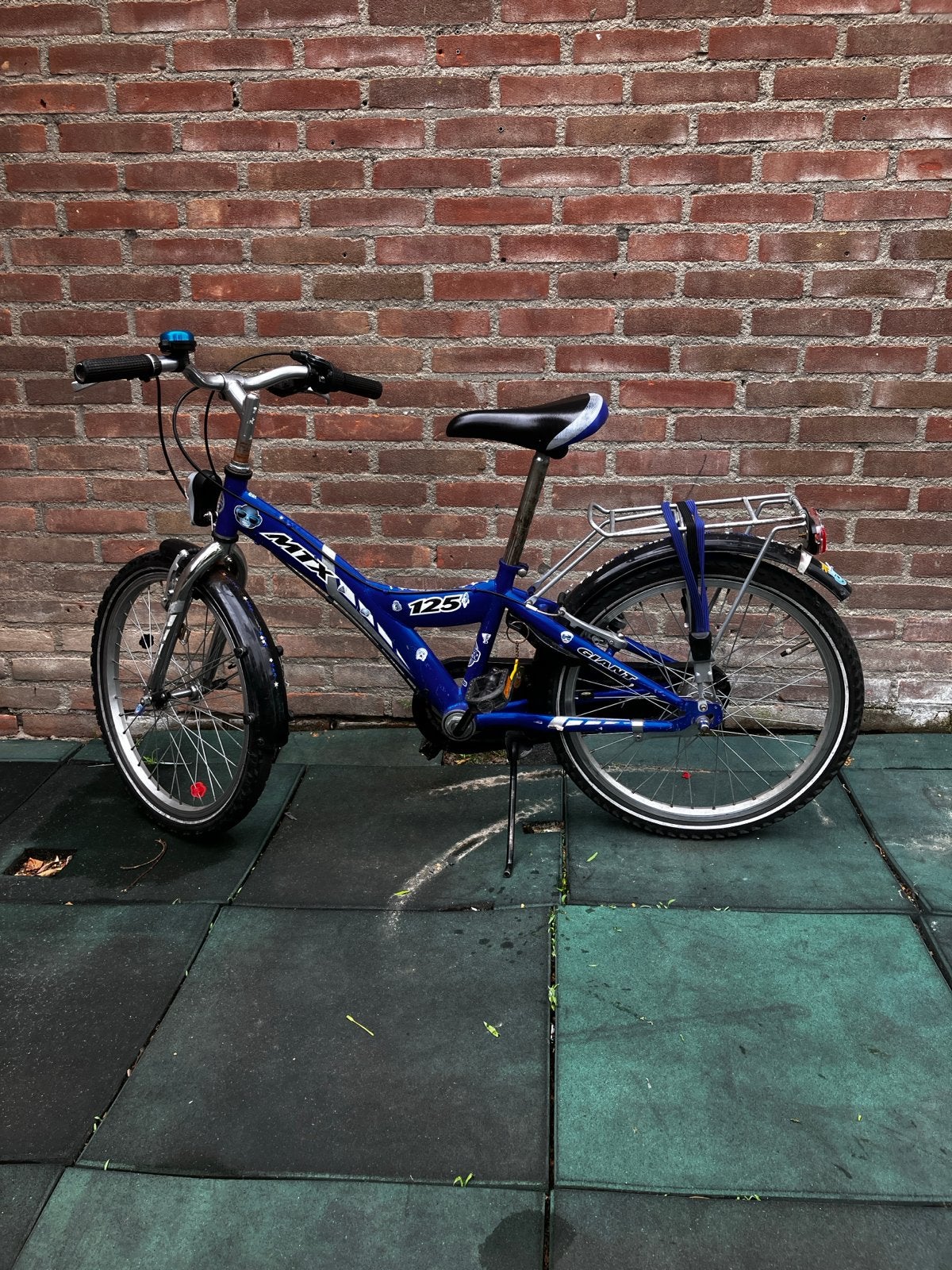 Blauwe Giant MTX 125 kinderfiets 20 inch met bagagedrager, Ophalen, Gebruikt, Velgrem, 16 tot 20 inch