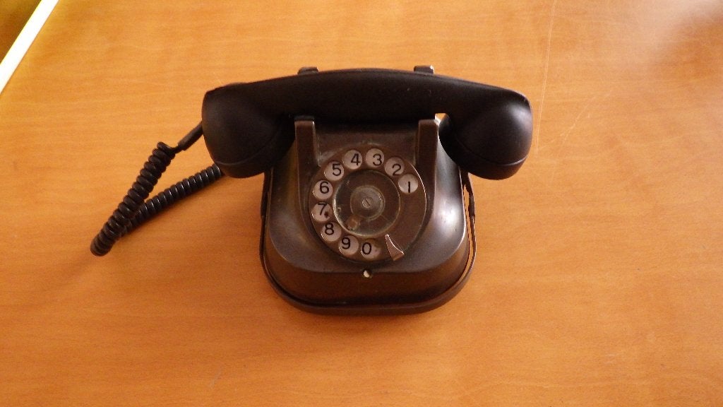 mooie oude telefoon (bakeliet en koper), Ophalen of Verzenden, Huis en Inrichting