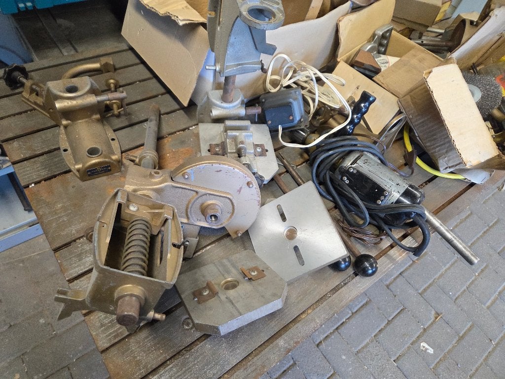 Merk Peugeot modelbouw gereedschap/ Combi machine, Ophalen