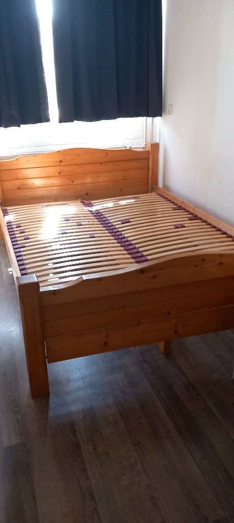 Houdt bed, Ophalen, Gebruikt, Bruin, Echte houdt bed