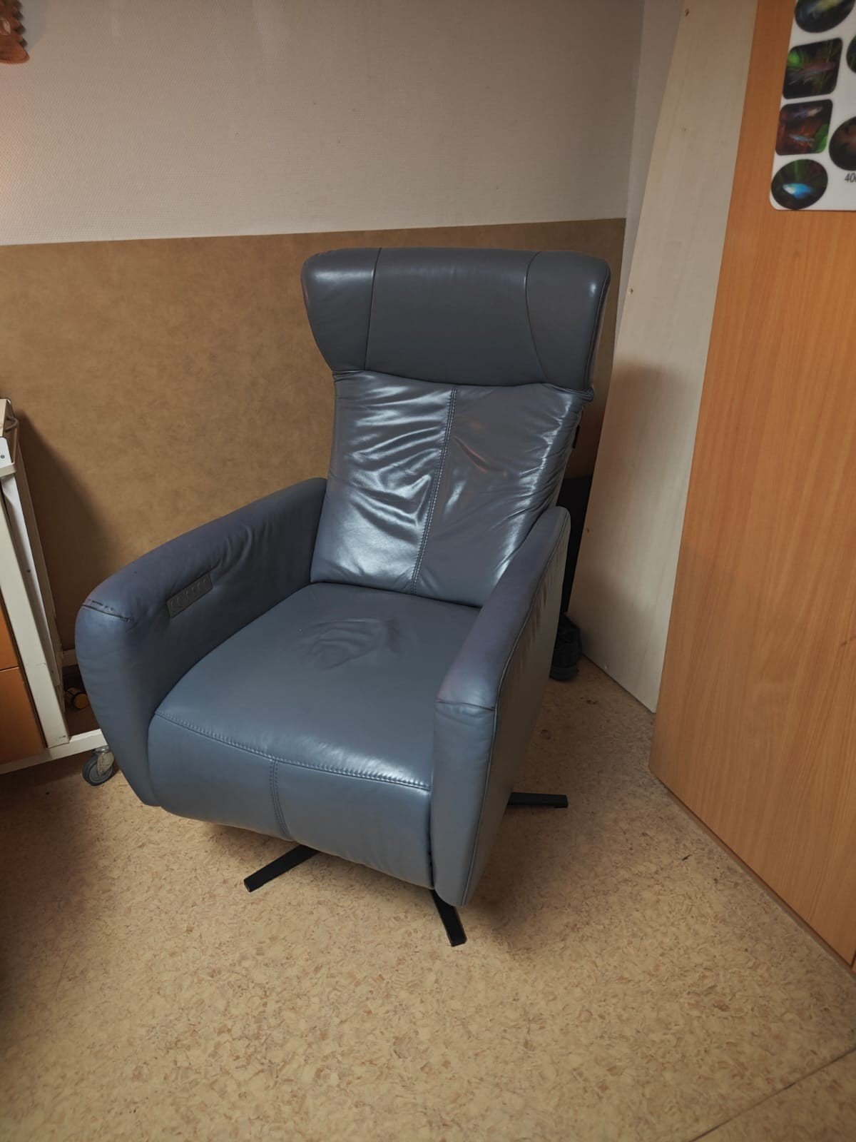 Sta op stoel, blauw/grijs, Huis en Inrichting, Fauteuils, Ophalen, 50 tot 75 cm