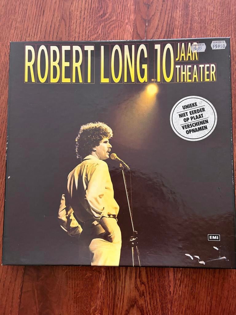 Robert Long - 10 Jaar Theater (Boxset, 3xLP) 1985, Inclusief boekje, Ophalen of Verzenden, Zo goed als nieuw, 12 inch