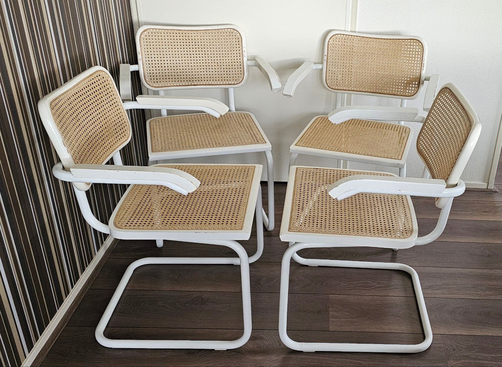 4 cesca stoelen met wit buisframe en armleuningen, Huis en Inrichting, Ophalen, Gebruikt, Wit, Metaal
