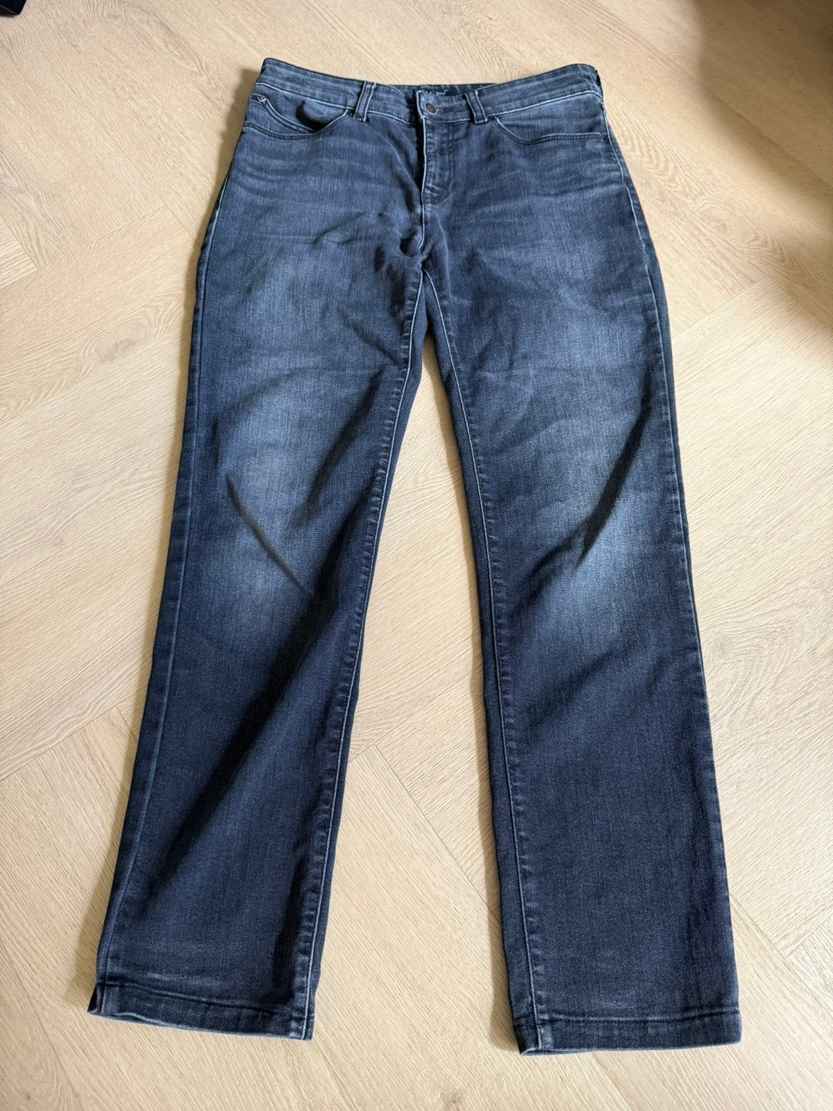 Armani jeans, Ophalen of Verzenden, Zo goed als nieuw
