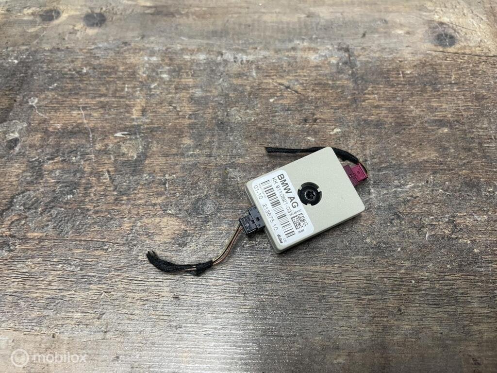Antenne versterker BMW 3-serie E90 E91 LCI (8-12) 911062103, Gebruikt, Ophalen of Verzenden, BMW, BMW