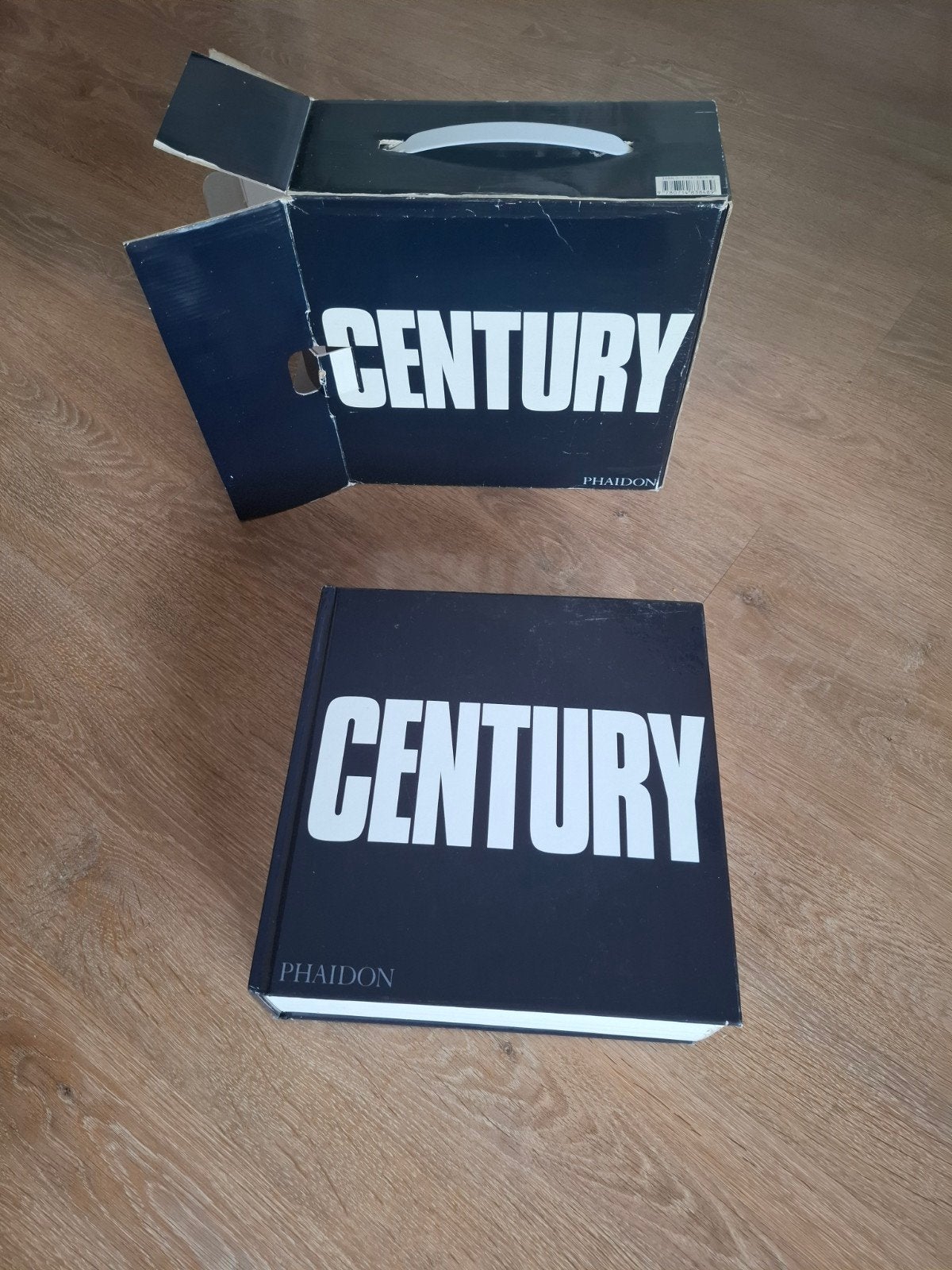Century Phaidon Boek - Zo goed als nieuw., Ophalen, Zo goed als nieuw, Phaidon, Europa overig