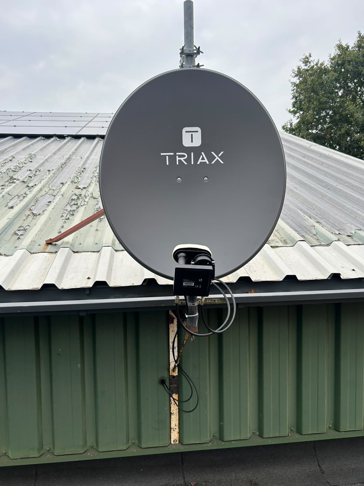Schotel antenne, Ophalen, Zo goed als nieuw, (Schotel)antenne, Overige merken