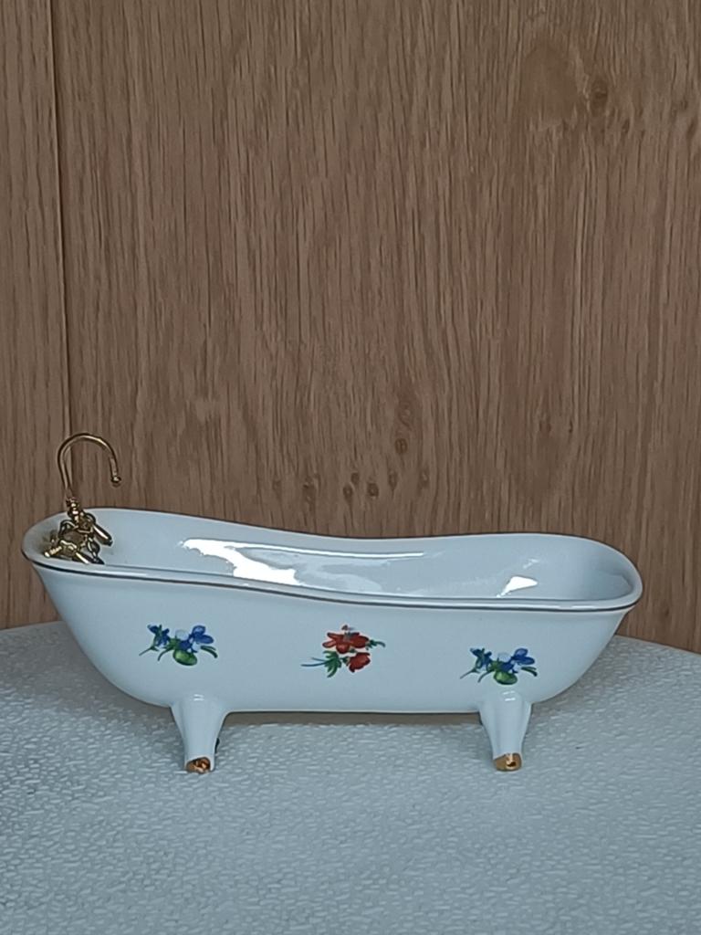 Mooi porseleinen bad poppenhuis 1:12, Verzamelen, Poppenhuizen en Toebehoren, Ophalen of Verzenden, Zo goed als nieuw, Poppenhuis