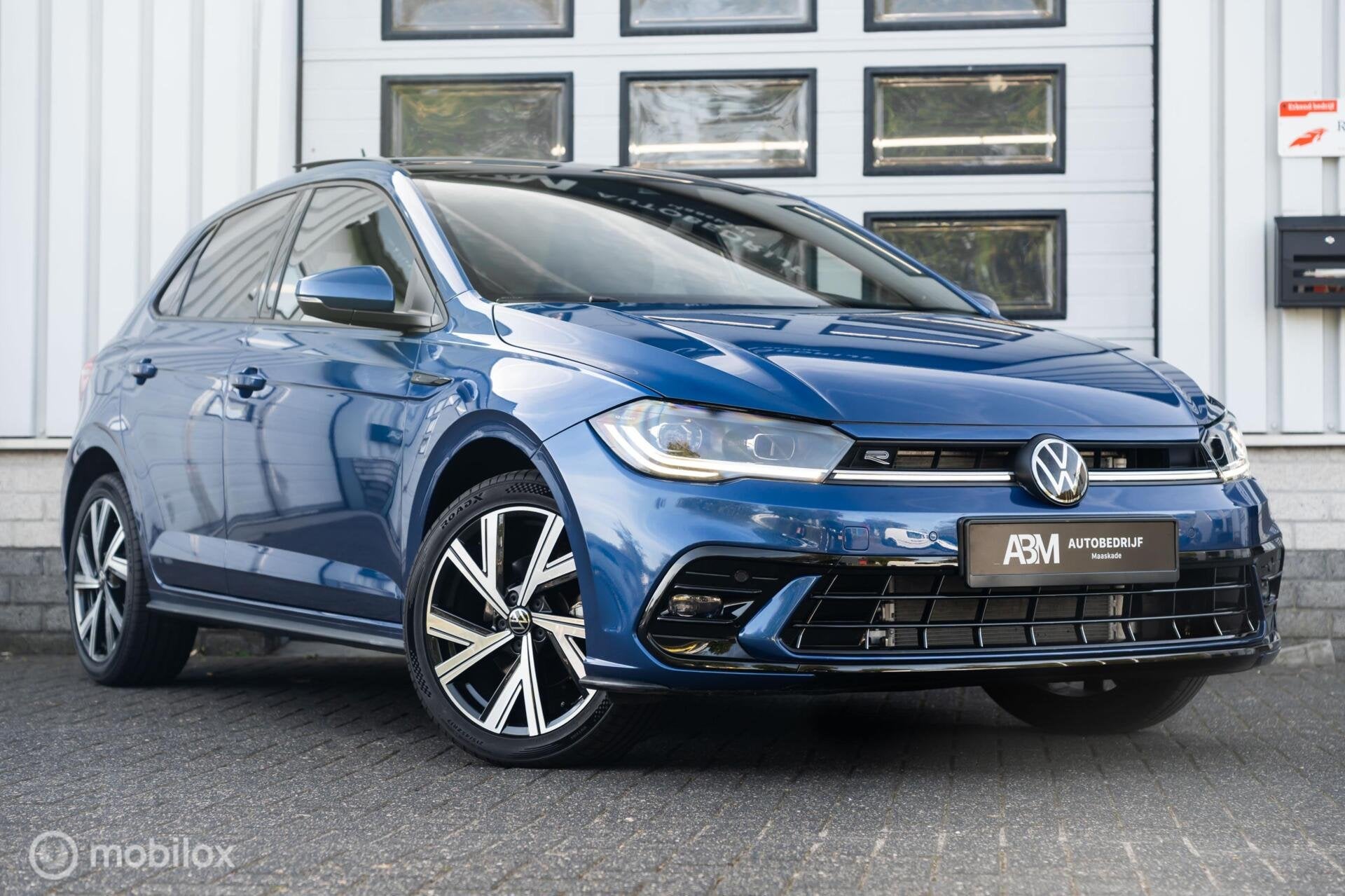 Volkswagen Polo 1.0 TSI 3X R-Line PANO IQ-LIGHT CAMERA BEATS, Auto's, Dealer onderhouden, Gebruikt, Bedrijf, 3 cilinders