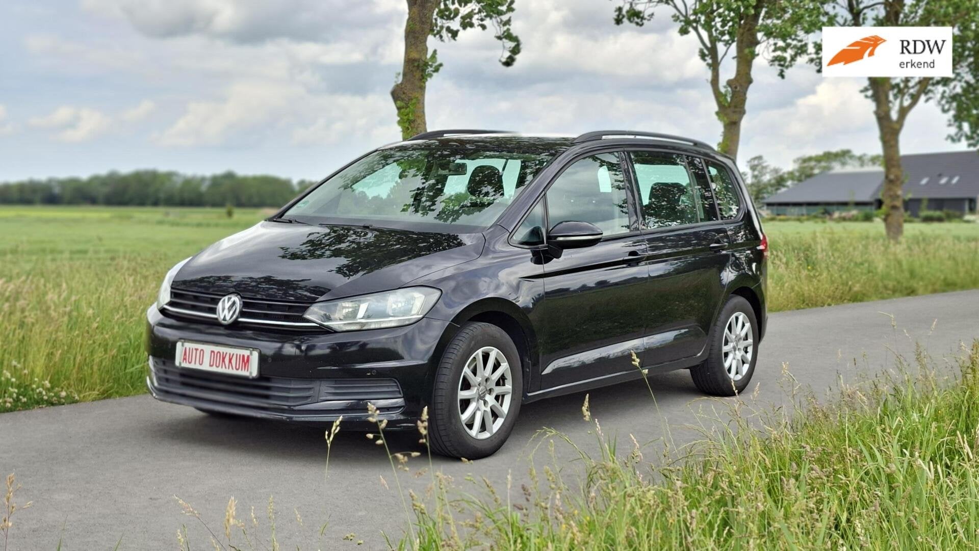 Volkswagen Touran 1.2 TSI Trendline, 5 persoons❗, Auto's, Voorwielaandrijving, Euro 6, 4 cilinders, Zwart