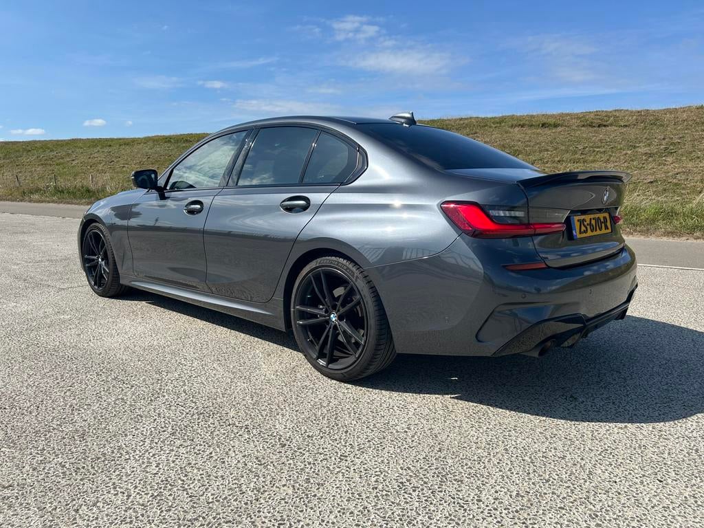 BMW 3-Serie 320i 184pk Aut 2019 Grijs, Auto's, BMW, 1998 cc, Zwart, 4 cilinders, 75 €/maand