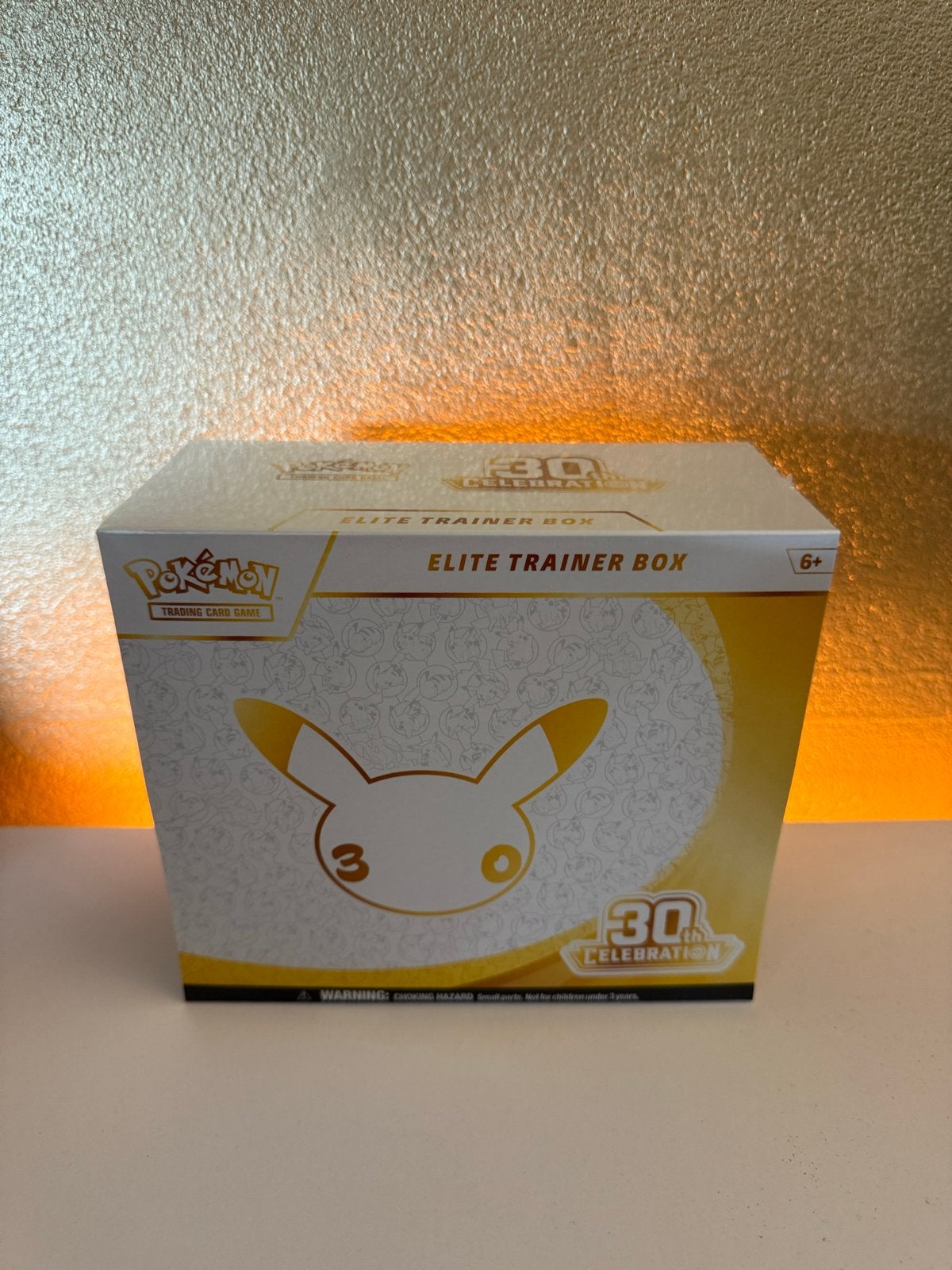 Pokémon 30th Celebration Elite Trainer Box - sealed, Verzenden, Nieuw, Boosterbox