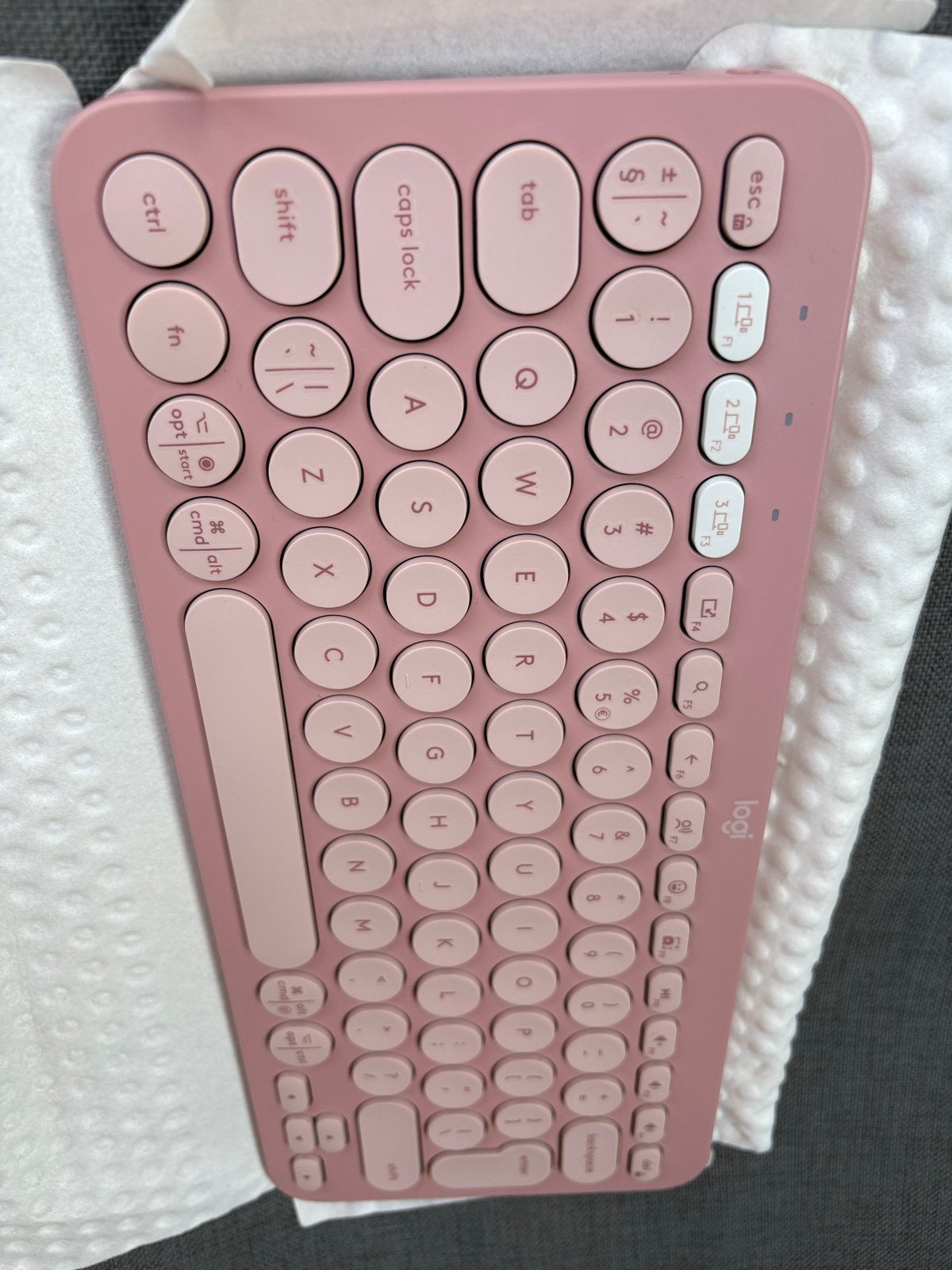 Nieuw Logitech Pebble Keys 2 K380s draadloos toetsenbord, Draadloze ontvanger, Nieuw, Ophalen of Verzenden, Draadloos